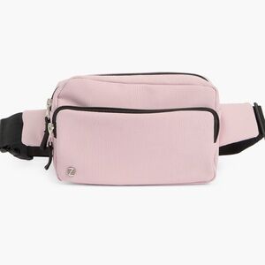 Z Belt Bag NWT
